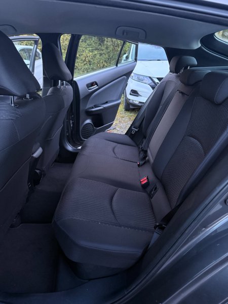 2017 Toyota Prius - photo 31