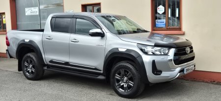 2025 Toyota Hilux - photo 3