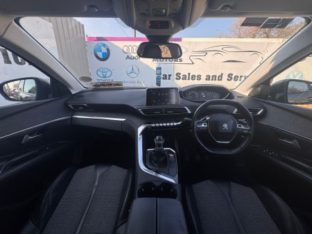 2018 Peugeot 3008 - photo 2