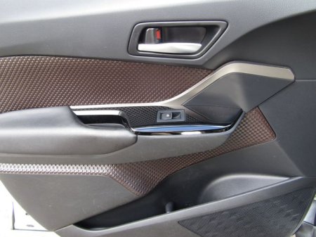 2019 Toyota C-HR - photo 21