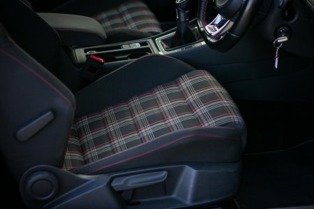 2020 Volkswagen Golf - photo 16
