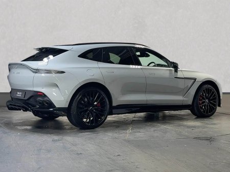 2024 Aston Martin DBX - photo 4