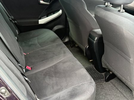 2015 Toyota Prius - photo 7