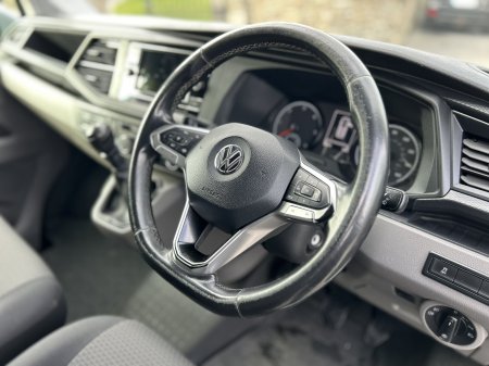 2020 Volkswagen Transporter - photo 25