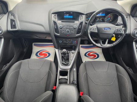 2015 Ford Focus - photo 9