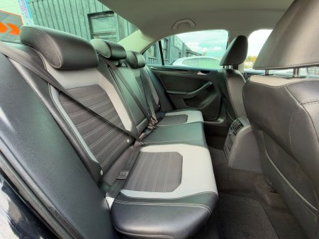 2016 Volkswagen Jetta - photo 10