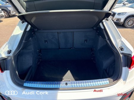 2024 Audi Q3 - photo 23