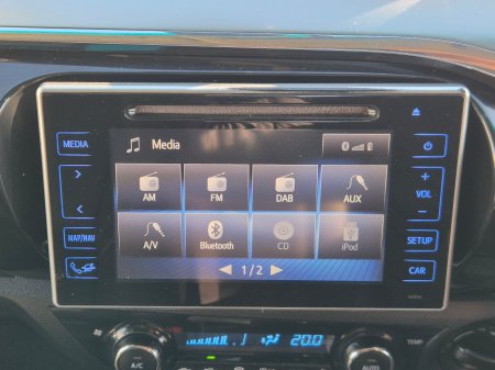 2017 Toyota Hilux - photo 11