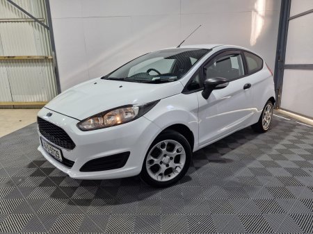 2016 Ford Fiesta - photo 4