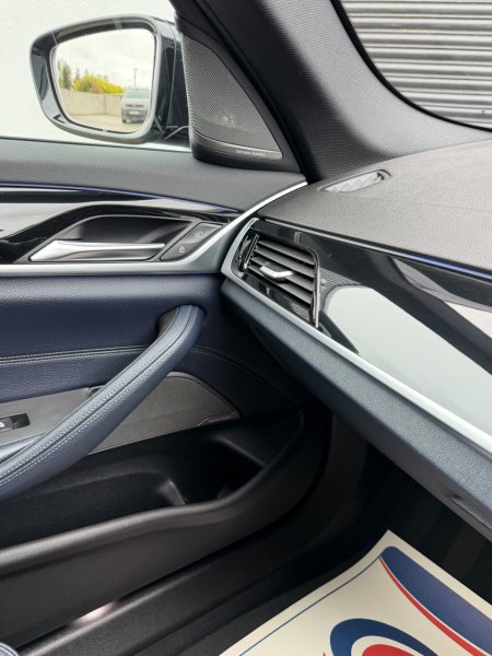 2018 BMW 5-Series - photo 24