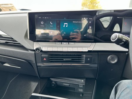 2025 Opel Astra - photo 9