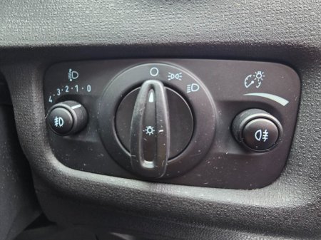 2015 Ford Fiesta - photo 18