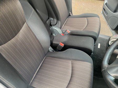 2014 Nissan Serena - photo 19