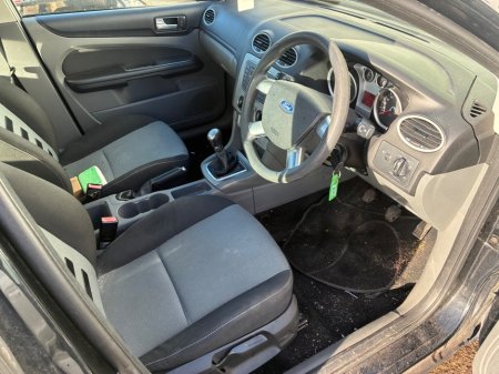 2011 Ford Focus - photo 10