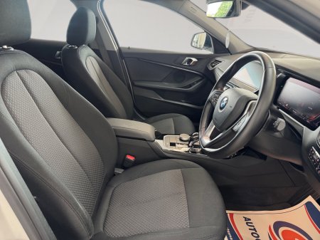 2021 BMW 1-Series - photo 11