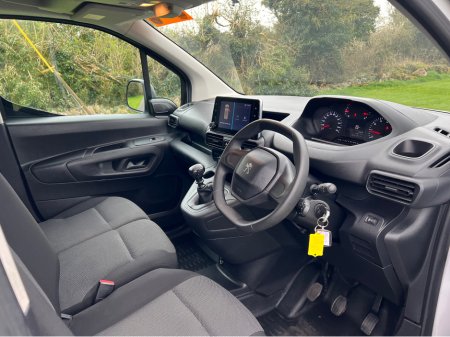 2023 Peugeot Partner - photo 5