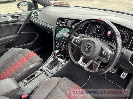 2020 Volkswagen Golf - photo 10
