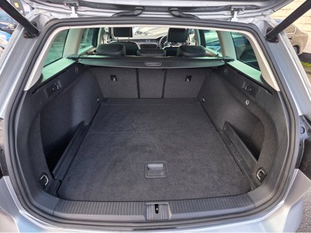 2018 Volkswagen Passat - photo 12