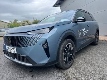 2025 Peugeot 5008 - photo 2