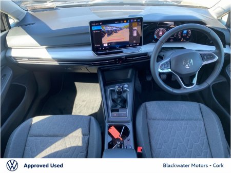 2026 Volkswagen Golf - photo 2