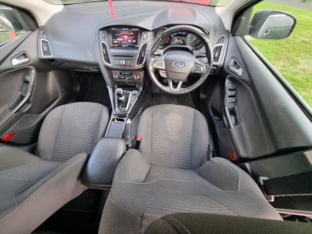2015 Ford Focus - photo 21