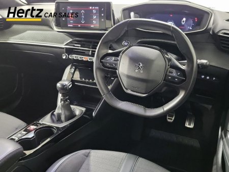 2023 Peugeot 2008 - photo 12