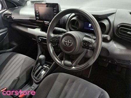 2021 Toyota Yaris - photo 15