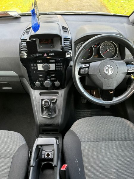 2013 Vauxhall Zafira - photo 16