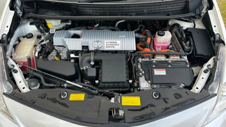 2015 Toyota Prius - photo 26