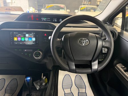 2017 Toyota Aqua - photo 26