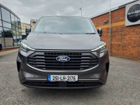 2025 Ford Transit Custom - photo 10
