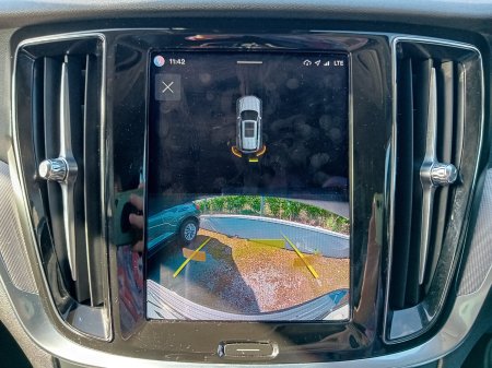 2023 Volvo V60 - photo 9