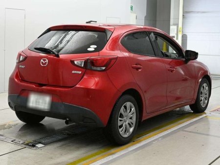 2016 Mazda Demio - photo 4