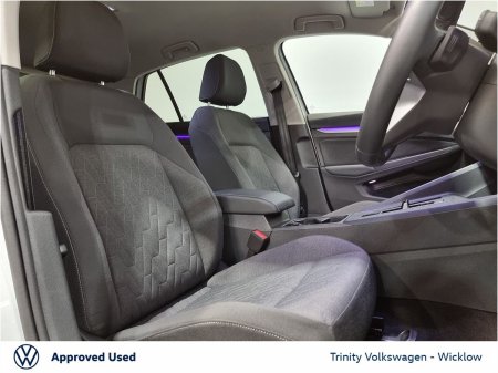 2025 Volkswagen Golf - photo 28