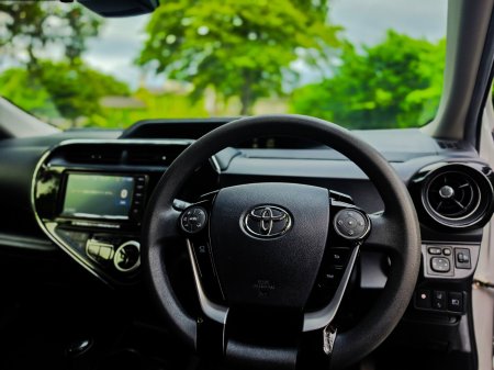 2020 Toyota Aqua - photo 25