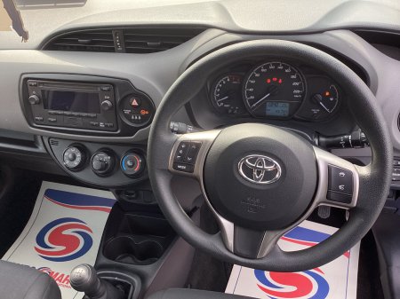 2020 Toyota Yaris - photo 11