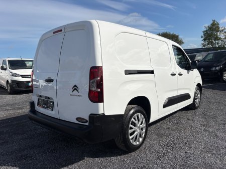 2021 Citroen Berlingo - photo 2