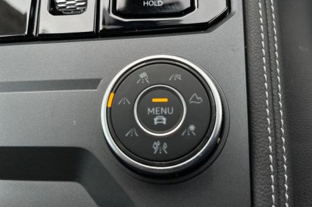 2026 Volkswagen Touareg - photo 33