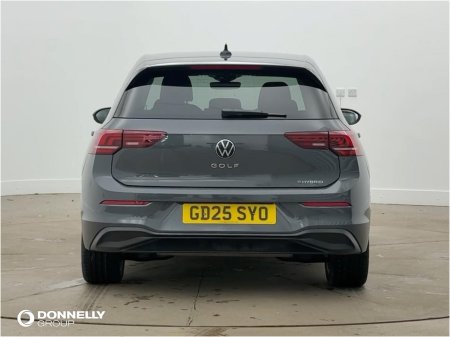 2025 Volkswagen Golf - photo 8