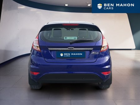 2015 Ford Fiesta - photo 4