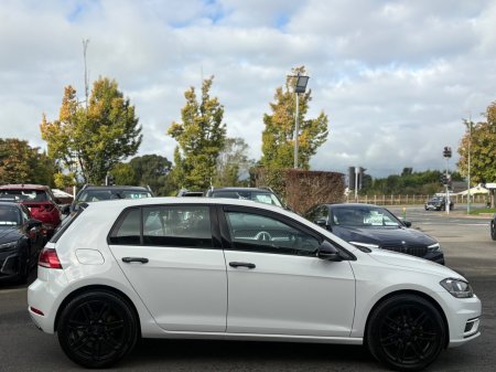 2019 Volkswagen Golf - photo 4