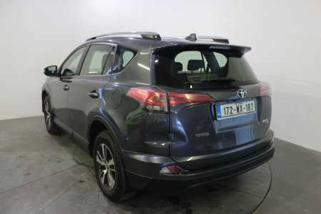 2017 Toyota RAV4 - photo 17