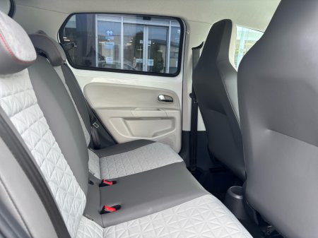 2017 Volkswagen up! - photo 10