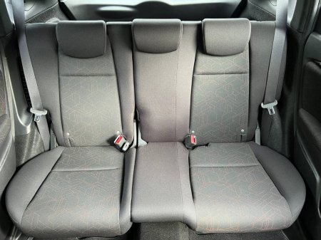 2017 Honda Fit - photo 12