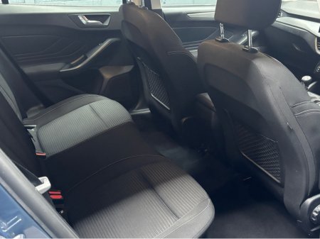 2023 Ford Focus - photo 6