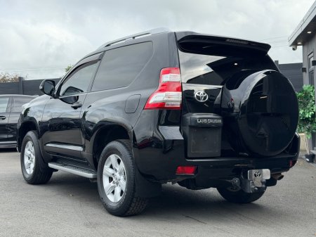 2017 Toyota Land Cruiser - photo 6