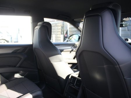 2026 Porsche Cayenne - photo 9