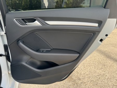2015 Audi S3 - photo 14