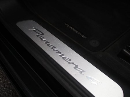 2025 Porsche Panamera - photo 24