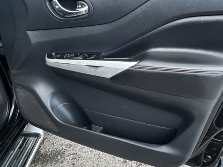 2017 Nissan Navara - photo 16